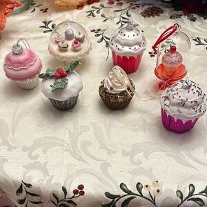 Cupcake Ornament Set of 7
